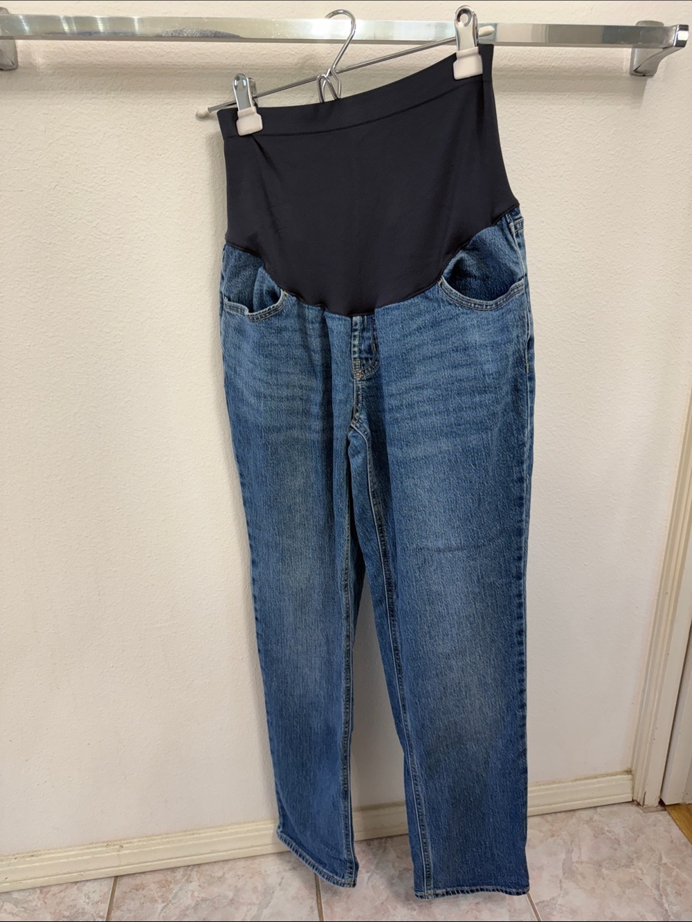 Old Navy Blue Straight-Leg Maternity Jeans with Black Waist Panel